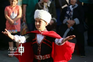 پنج نمایش در بخش مسایقه جشنواره تئاتر کودک (ائل) اجراشدند. 2