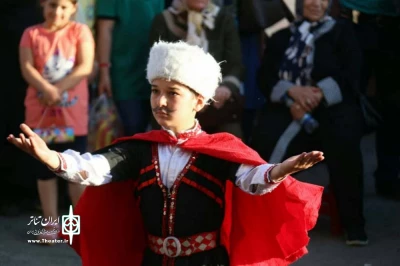 در روز نخست

پنج نمایش در جشنواره تئاتر کودک «ائل» به صحنه رفت