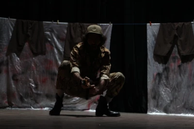 دومین نمایش سی و یکمین جشنواره تئاتر استان زنجان به روی صحنه رفت

«برجک شماره ۳۷» در تالار هنر فرهنگسرای امام خمینی (ره) اجرا شد