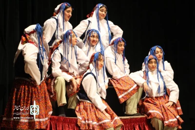 کمدی «خوخانلار» در تالار هنر زنجان‌ اجرا می‌شود