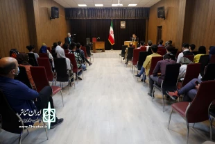 نشست نقد و بررسی نمایشهای اجرا شده در نوبت صبح روز اول جشنواره ملی پانتومیم ایران 2