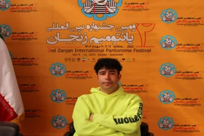 گفت‌و‌گو با علی عباسی، کارگردان حاضر در جشنواره پانتومیم زنجان

وقتی فردوسی و شکسپیر هم را ملاقات می‌کنند