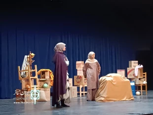 نمایش صحنه ای "هر سنگی که سنگ نیس" به کارگردانی عبداله امیدی به روی صحنه رفت 4